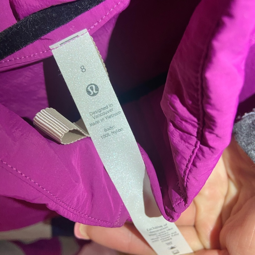 Lululemon Windbreaker Jacket - Picture 15 of 16